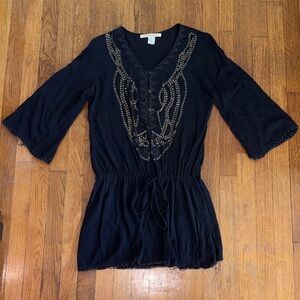 Monoreno Embroidered Black Women's Top